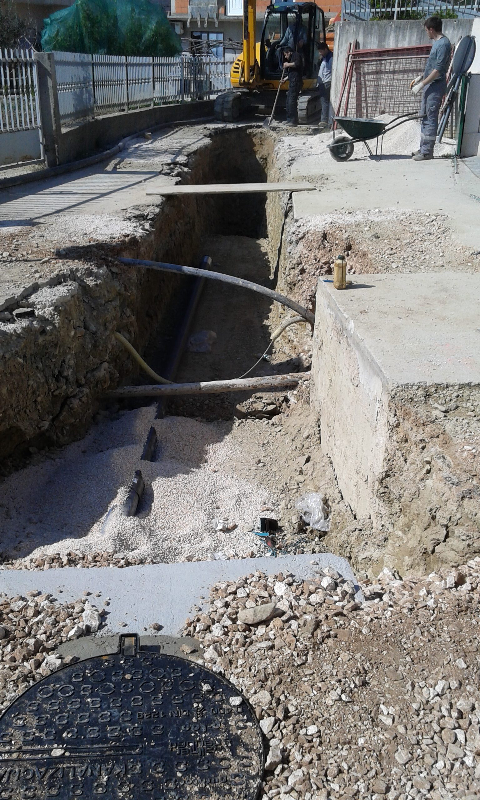 Fekalna kanalizacija i rekonstrukcija vodovoda u ulici Bunje, Solin
