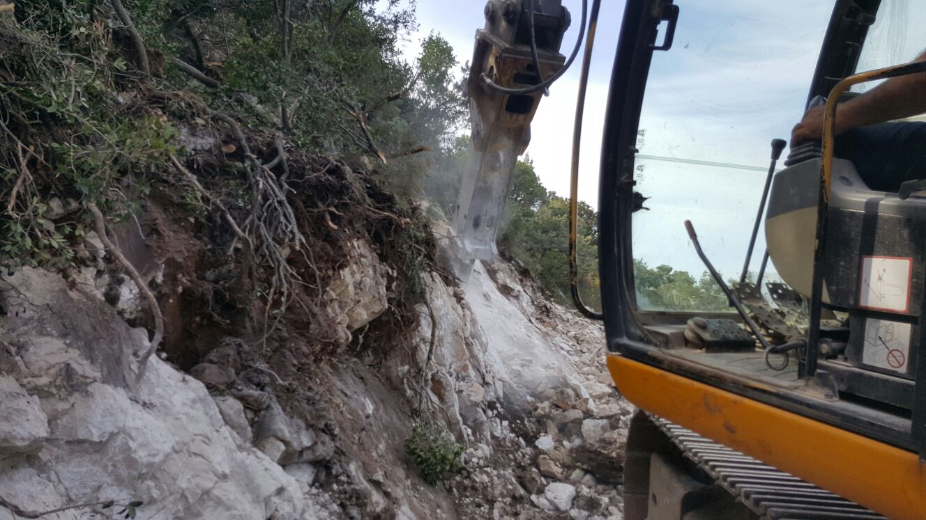 Izgrdnja protupožarne prosjeke s elementima šumarske ceste Duba-Lovište, Pelješac